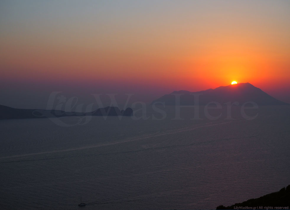 Ηλιοβασίλεμα Πλάκα Μήλος - Milos Plaka Sunset