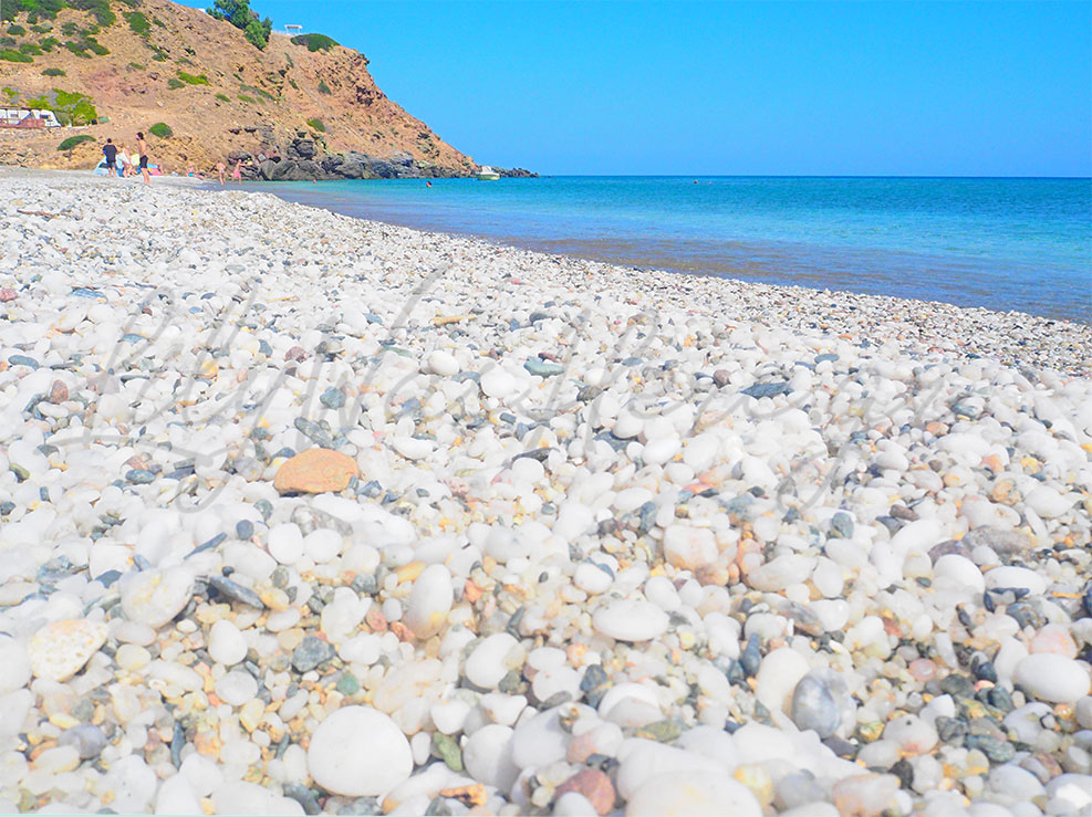 Παραλία Αγία Κυριακή Μήλος - Agia Kyriaki beach Milos