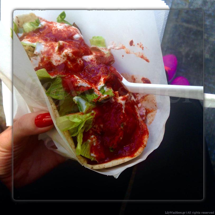 falafellas, falafellas street food, φαλαφελας, φαλαφελ, falaffel, fallafel, fallafelel, falaffelel, falaffels, fallafels, fallafelas, falaffelas, falafas street food, fallafel street food, ethnic food, ethniko street, food, Egypt food, egyprtian food, athens, center, dirty, eat