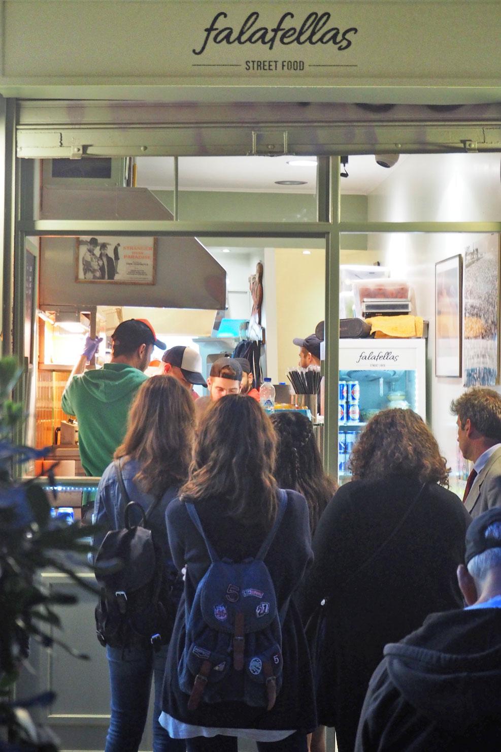 Falafellas Falafel Athens Φαλάφελ Αιόλου Αθήνα,