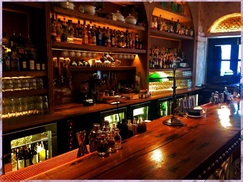 clumsies, the clumsies, coffee, drinks, cocktails, eat, lifestyle, lunch, dinner, fun, goout, bar, bars, restaurant, restaurants, experience, athens, greece,