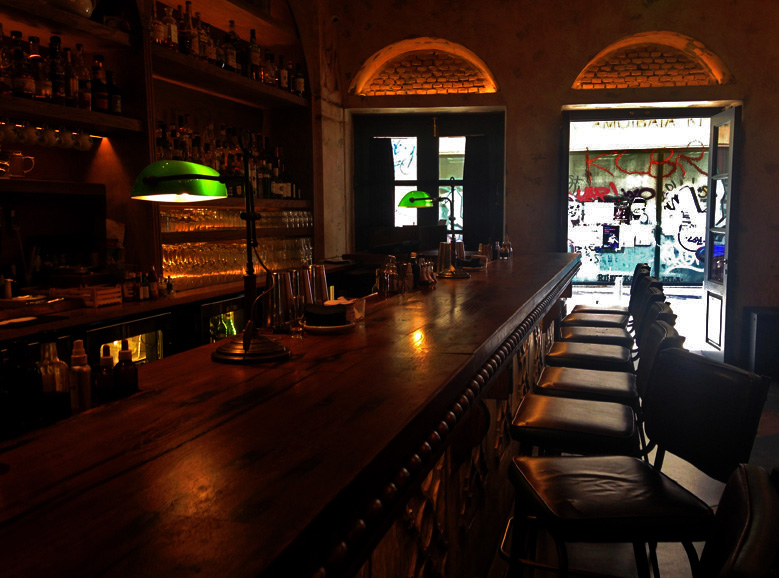 clumsies, the clumsies, coffee, drinks, cocktails, eat, lifestyle, lunch, dinner, fun, goout, bar, bars, restaurant, restaurants, experience, athens, greece,