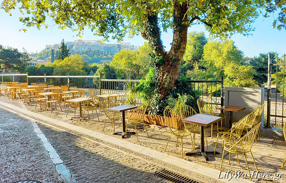 Acropolis view from Adrianou street, Monastiraki, Athens, Greece