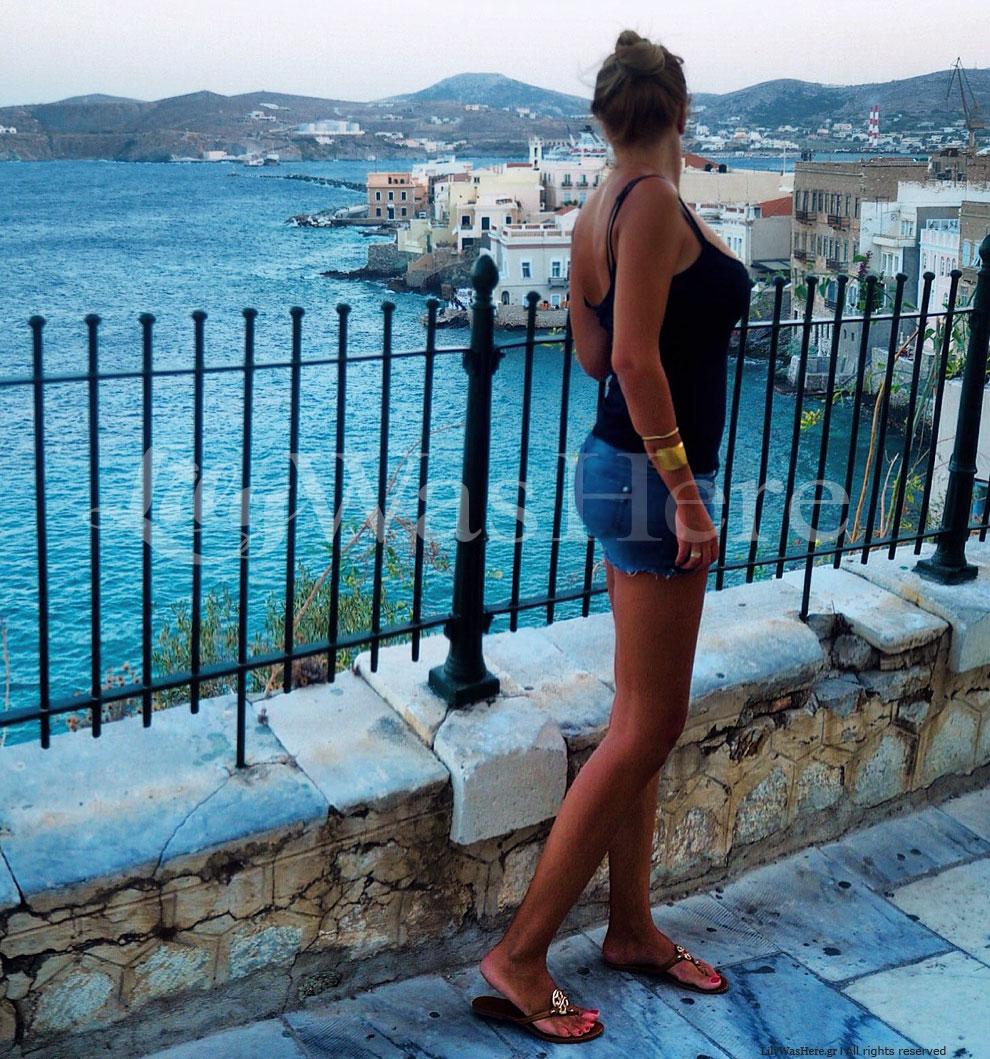 καλοκαιρινό ντύσιμο, ρούχα διακοπές νησί, μόδα καλοκαίρι, καλοκαίρι στυλ, μόδα μαγιό,