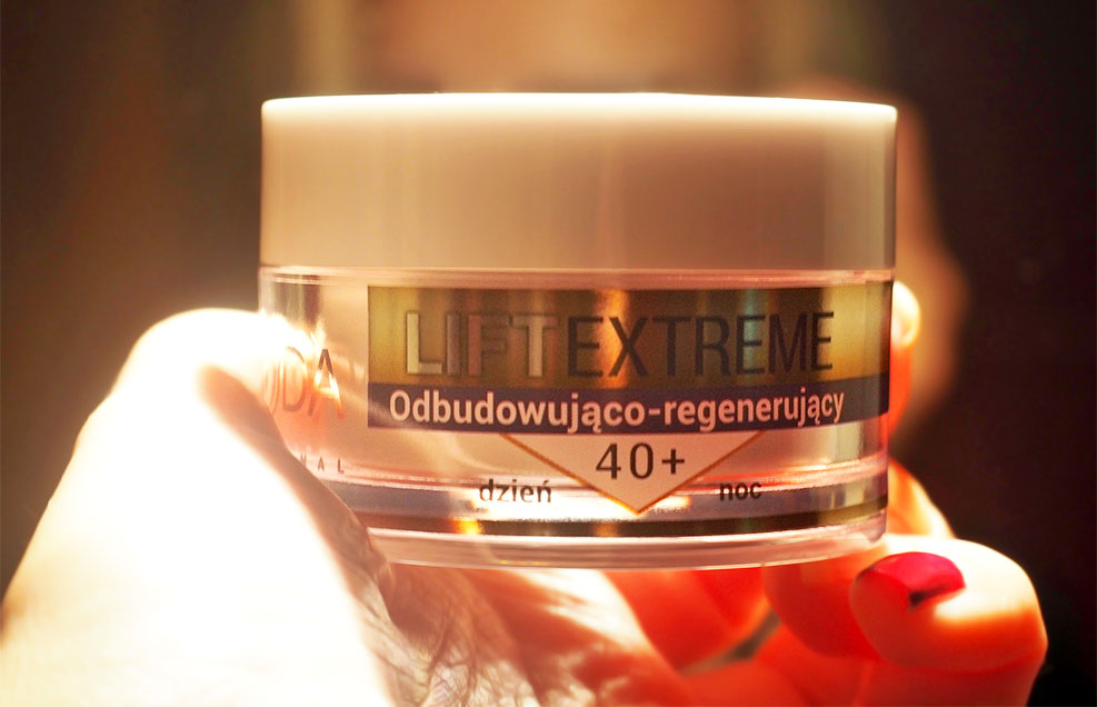 Uroda lift extreme ενυδατική κρέμα ημέρας και νύχτας