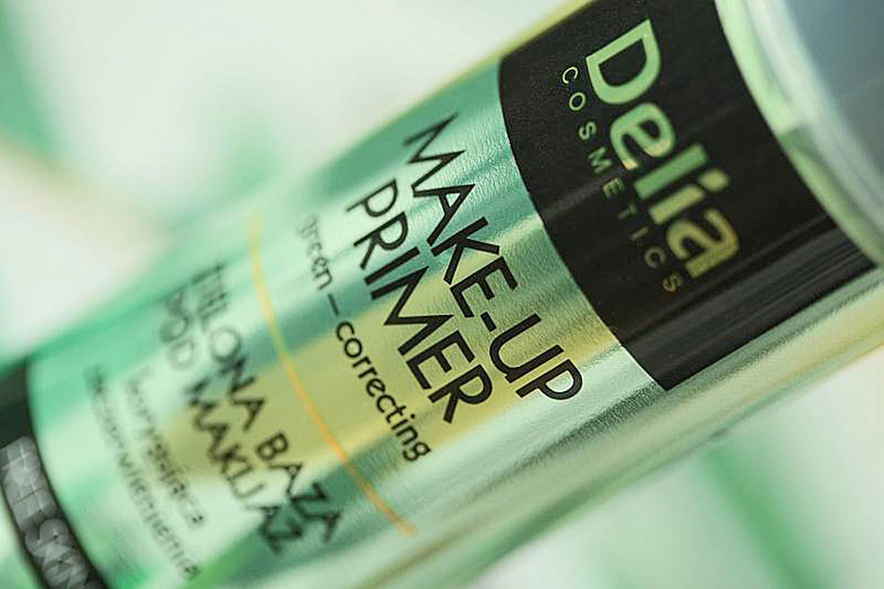 Delia makeup: Primer green