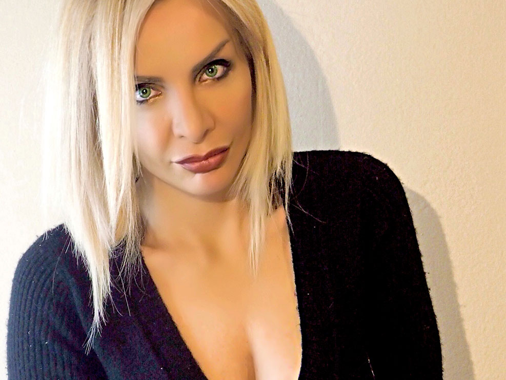 Πρωταπριλιά | Lily from LilyWasHere