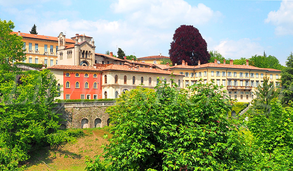 Travel to Bergamo